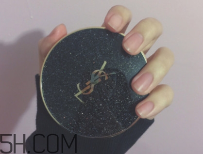 圣羅蘭氣墊和阿瑪尼氣墊哪個好用 圣羅蘭氣墊和阿瑪尼氣墊哪個好用