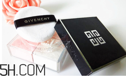 紀(jì)梵希散粉1號(hào)適合人群 紀(jì)梵希四宮格散粉上妝步驟 紀(jì)梵希散粉1號(hào)適合人群 紀(jì)梵希四宮格散粉上妝步驟