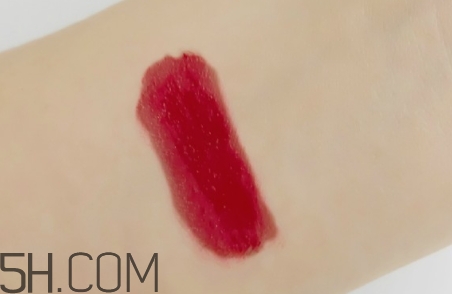 mac草莓紅適合黃皮嗎？mac草莓紅好看嗎？