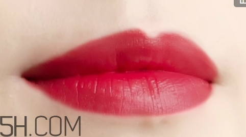 mac草莓紅適合黃皮嗎？mac草莓紅好看嗎？