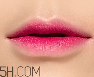 mac草莓紅多少錢？mac草莓紅cockney專柜價格