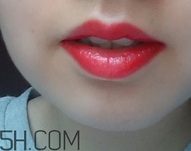 mac草莓紅多少錢？mac草莓紅cockney專柜價格