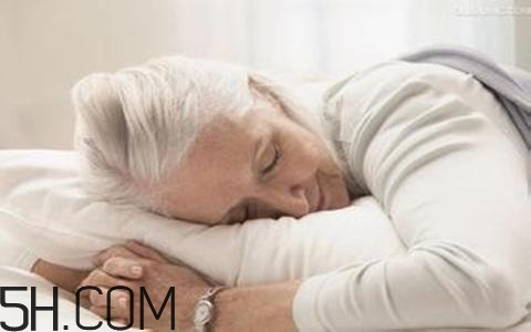 冬季老年人如何養(yǎng)生？老年人養(yǎng)生的注意事項是什么？