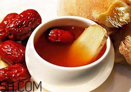 人為什么會(huì)掉發(fā)？怎么防止掉發(fā)？