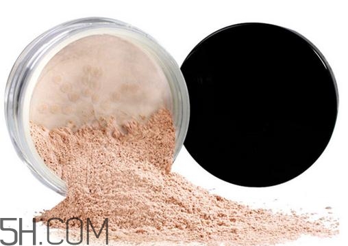 定妝粉怎么用？散粉怎么定妝？