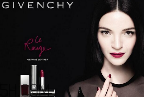 紀梵希是哪個國家的品牌？紀梵希四宮格散粉使用測評