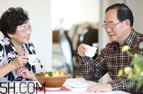 冬季老年人如何養(yǎng)生？老年人養(yǎng)生的注意事項是什么？