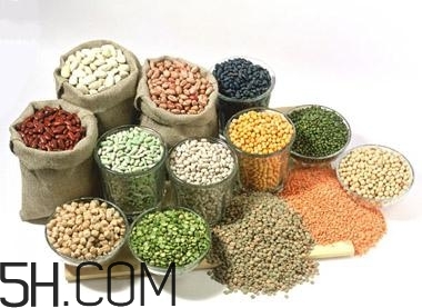 人為什么會(huì)掉發(fā)？怎么防止掉發(fā)？