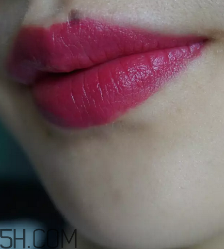 紀(jì)梵希禁忌之吻16號(hào)是什么顏色？紀(jì)梵希哪個(gè)色號(hào)適合黃皮？