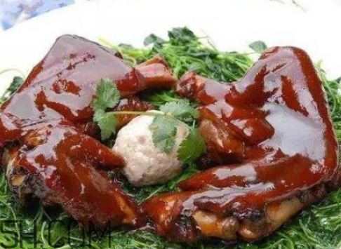 豬蹄和菠菜能一起吃嗎 豬蹄能和菠菜一起吃嗎 豬蹄和菠菜能一起吃嗎 豬蹄能和菠菜一起吃嗎