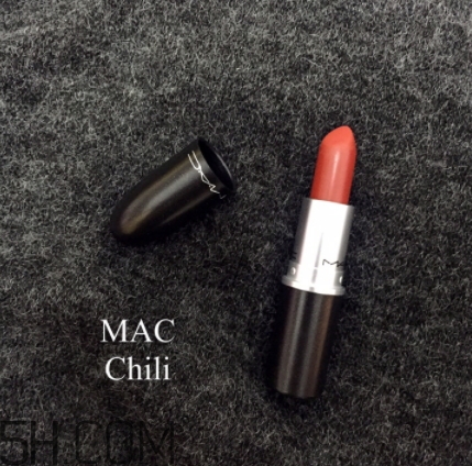 mac小辣椒干不干？mac小辣椒是滋潤還是啞光