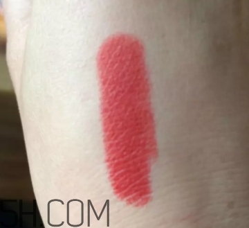 mac小辣椒好看嗎？mac小辣椒試色