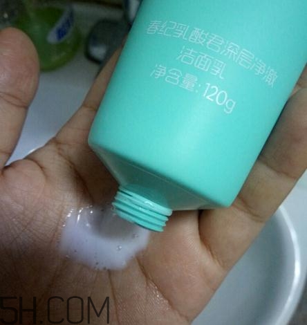 春紀(jì)洗面奶好用嗎？春紀(jì)潔面乳評(píng)測(cè)