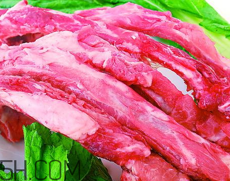 排骨放冷藏還是冷凍 排骨放冰箱冷凍能放多長時間 排骨放冷藏還是冷凍 排骨放冰箱冷凍能放多長時間