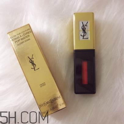 胭脂紅口紅是什么顏色？胭脂紅口紅效果圖試色