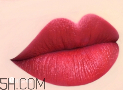 胭脂紅口紅適合什么人？胭脂紅口適合年齡