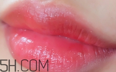 mac水紅色口紅好看嗎？mac水紅色試色