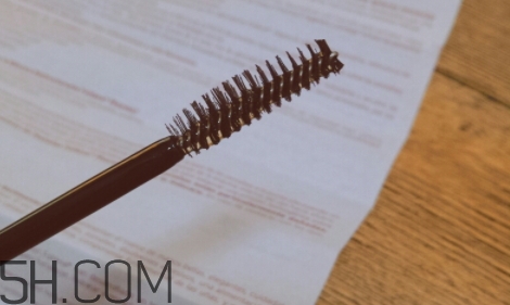 睫毛增長(zhǎng)液一天涂幾次？睫毛增長(zhǎng)液多久涂一次