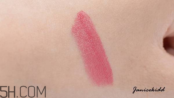 紀(jì)梵希禁忌之吻哪個顏色好看？紀(jì)梵希熱門口紅色號試色推薦