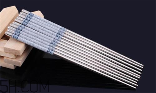 筷子用什么材質最好？多久換一次筷子？