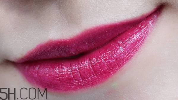 紀(jì)梵希禁忌之吻哪個顏色好看？紀(jì)梵希熱門口紅色號試色推薦