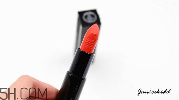 紀(jì)梵希禁忌之吻哪個顏色好看？紀(jì)梵希熱門口紅色號試色推薦