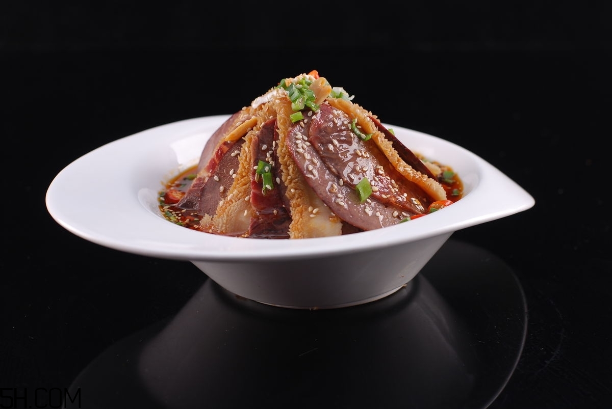 夫妻肺片用英文怎么說？為什么叫夫妻肺片？