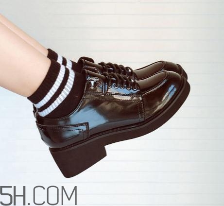 新皮鞋能放幾年？新皮鞋放久了會壞嗎？