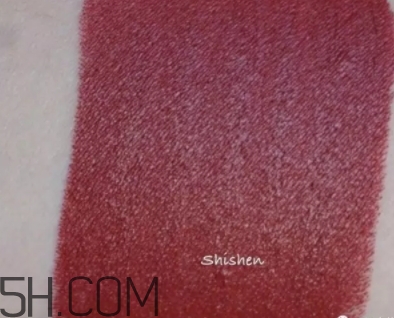 nars mona口紅顯白嗎？nars mona適合黃皮嗎？