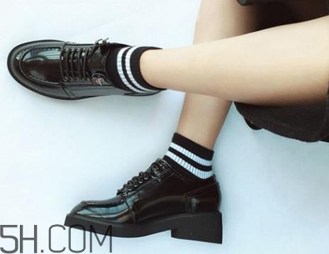 新皮鞋味道大怎么辦？新皮鞋有味道怎么去除？