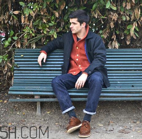 皮鞋可以用水洗嗎？皮鞋水洗了怎么補(bǔ)救？