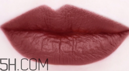 牛血紅口紅是什么顏色？牛血色口紅試色