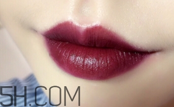 牛血色口紅適合黃皮嗎？牛血色口紅適合什么膚色？