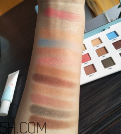 逸茉眼影好用嗎？inmoo逸茉眼影色號(hào)試色