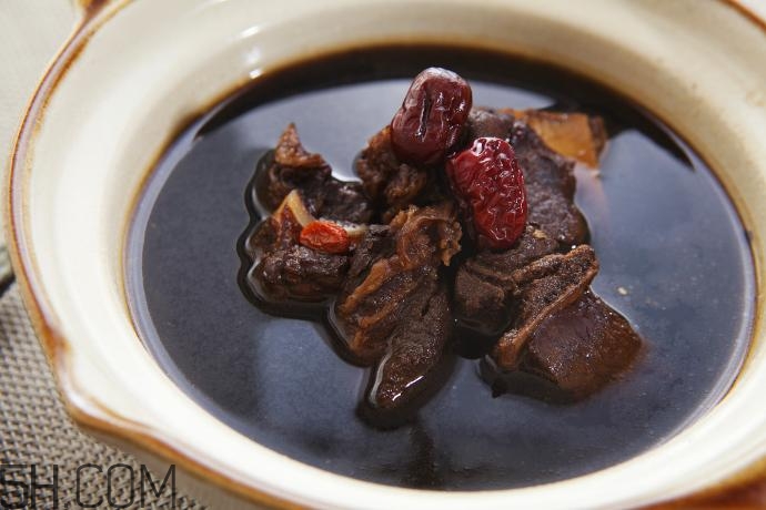 熟地黃與生地黃有什么區(qū)別？熟地黃有什么做法？