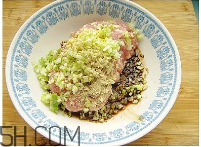 蓮藕可以和豆腐一起吃嗎？蓮藕和豆腐一起吃有什么好處？