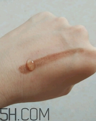 歐蒙睫毛膏和火烈鳥哪個(gè)好?歐蒙睫毛膏好用嗎？