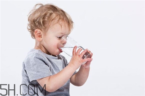 小孩咳嗽有痰怎么辦？小孩咳嗽怎么辦？