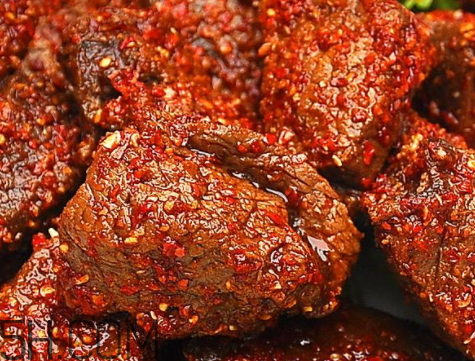 鹵牛肉長(zhǎng)毛了還能吃嗎 鹵牛肉發(fā)霉了可以吃嗎 