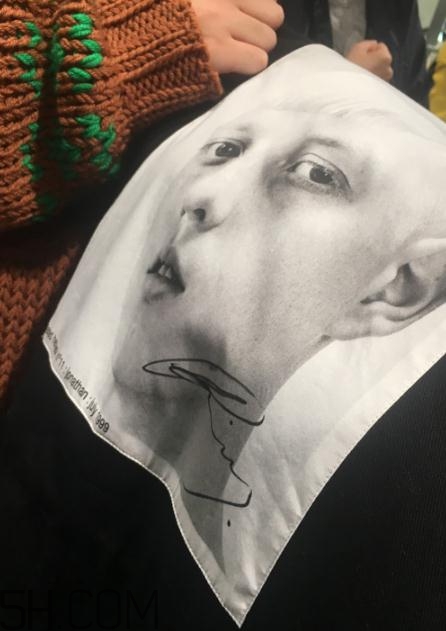 raf simons與dover street聯(lián)名東京獨(dú)占款毛衣多少錢_在哪買？