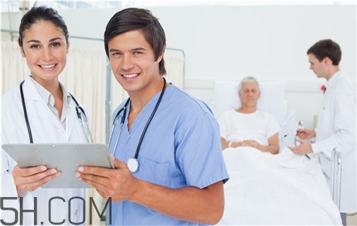 強迫癥能喝酒嗎？強迫癥患者能抽煙嗎？