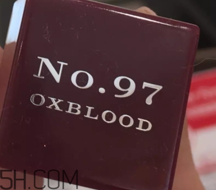 burberry牛血色適合黃皮嗎？burberry巴寶莉牛血色多少錢