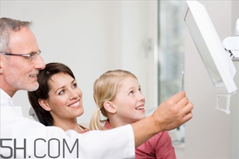 強(qiáng)迫癥需要看醫(yī)生嗎？強(qiáng)迫癥需要休學(xué)嗎？