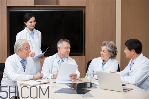 強(qiáng)迫癥需要看醫(yī)生嗎？強(qiáng)迫癥需要休學(xué)嗎？