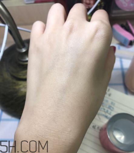 春紀(jì)新彈力嬌嫩菁華乳好用嗎？春紀(jì)新彈力嬌嫩菁華乳評(píng)測(cè)