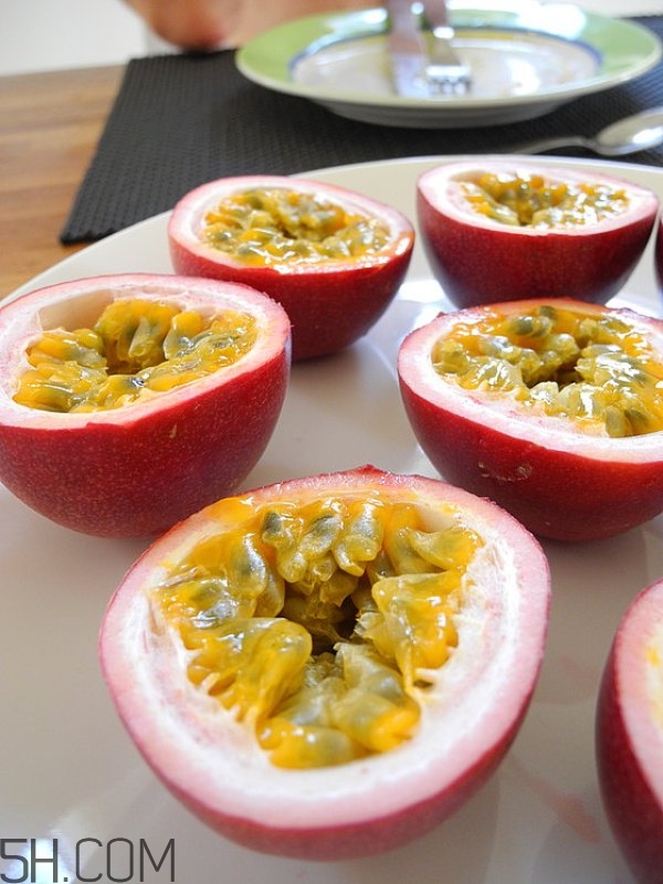 百香果放冰箱能放幾天？怎么判斷百香果壞沒壞？