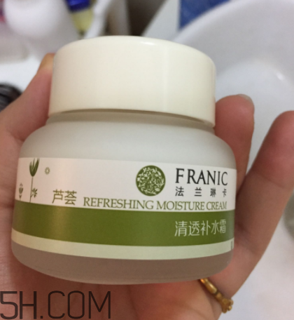 法蘭琳卡清透補(bǔ)水霜好用嗎_法蘭琳卡清透補(bǔ)水霜評(píng)測(cè) 法蘭琳卡清透補(bǔ)水霜好用嗎_法蘭琳卡清透補(bǔ)水霜評(píng)測(cè)