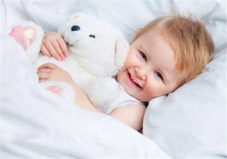 冬天空調開多少度比較適合嬰兒？嬰兒發(fā)燒可以開空調嗎？