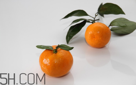 吃橘子肚子疼怎么回事？吃橘子肚子疼怎么辦？