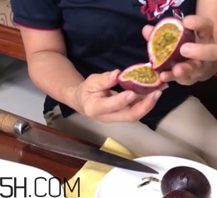 百香果切開(kāi)后怎么保存？百香果切開(kāi)后能放多長(zhǎng)時(shí)間呢？